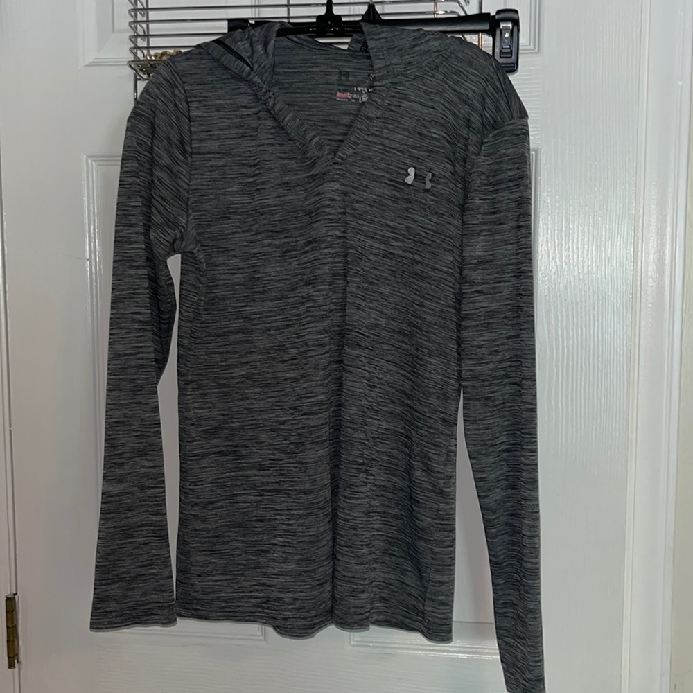 Under armour size small pull over